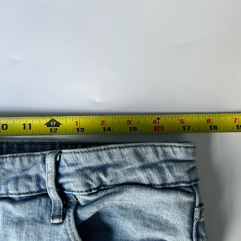 Old Navy Light Wash Women's Higher High Rise Flare Jeans - 16 - Picture 5 of 10